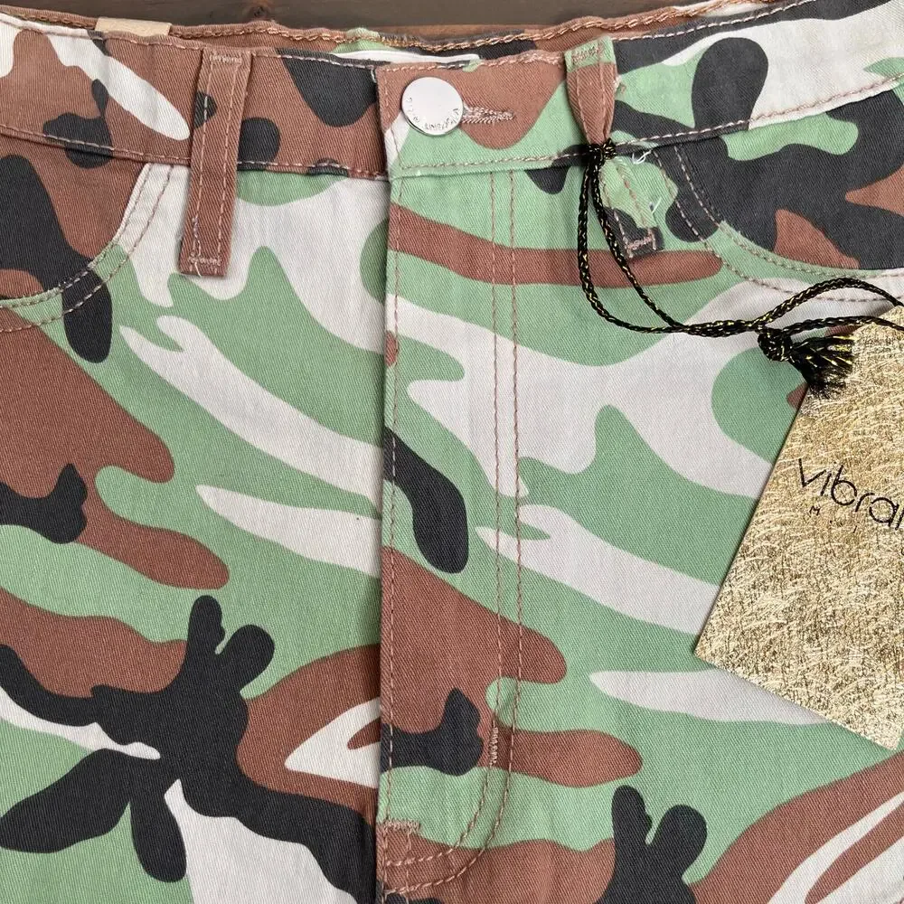 Vibrant M.I.U. Micro Shorts High Rise Green Black Camo NWT Juniors Large